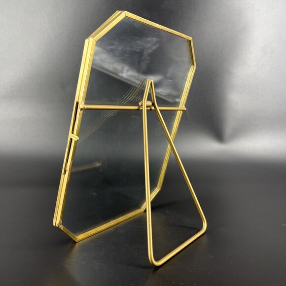 Hexagon Brass Hinged Double Glass Pressed Flower Stand Up Picture Frame 6 X 8 - Picture 8 of 13